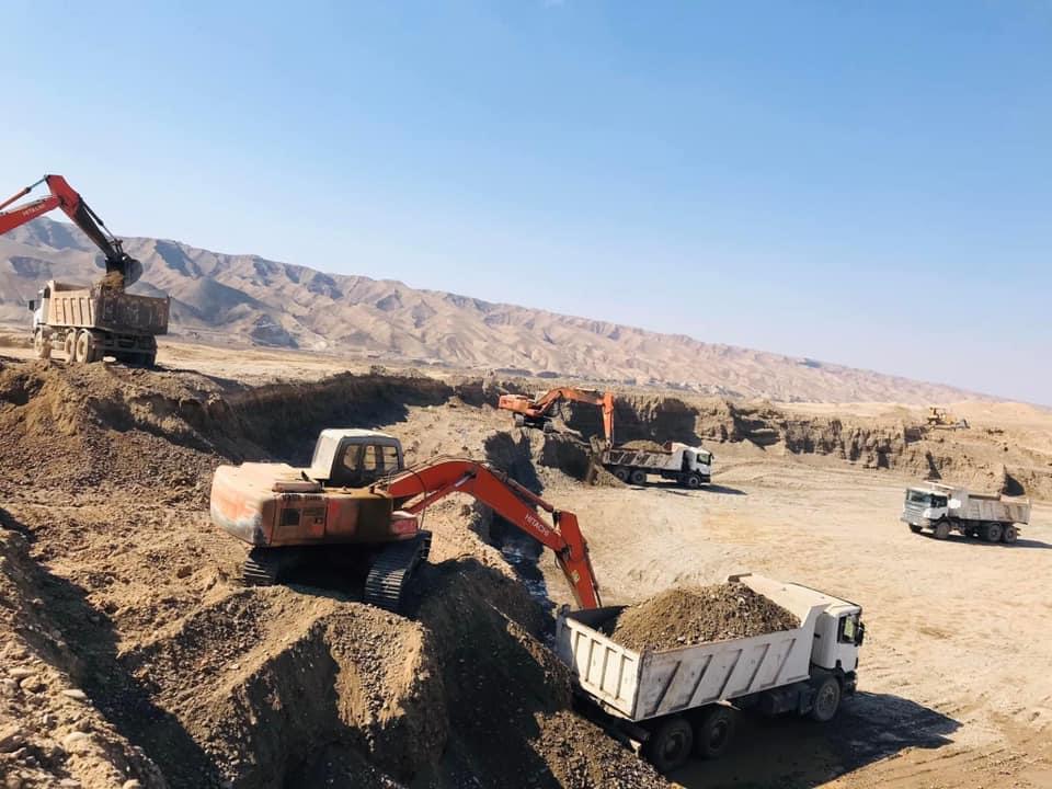 Implement excavations in the Makhoul Dam project: